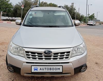 Subaru Forester 2nd hand, 2011, private hand