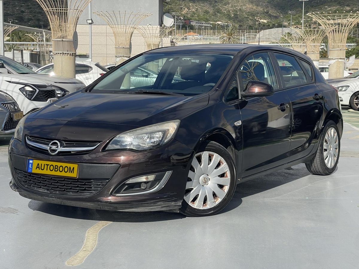 Opel Astra 2nd hand, 2013, private
