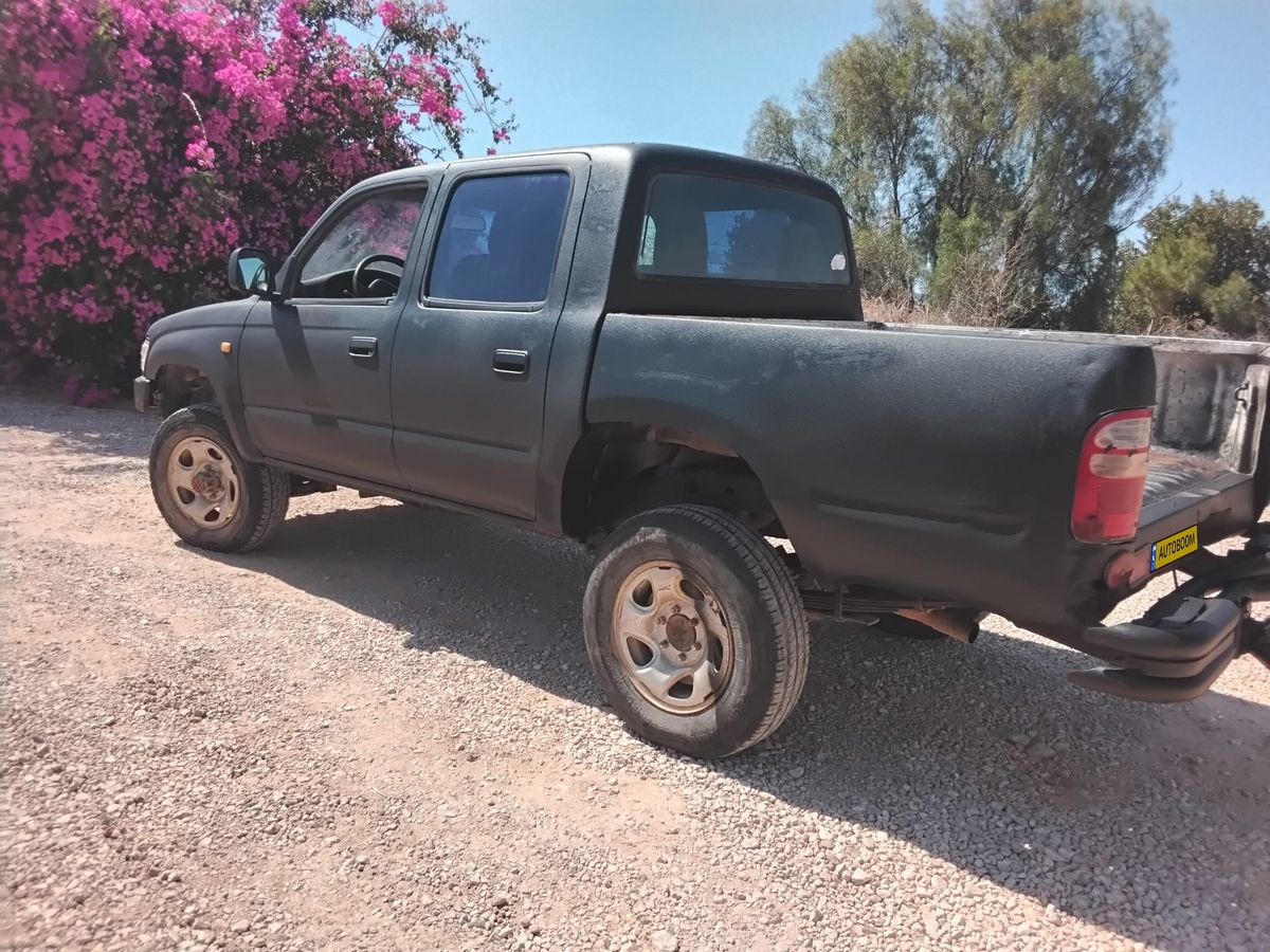 Toyota Hilux 2ème main, 2000, main privée