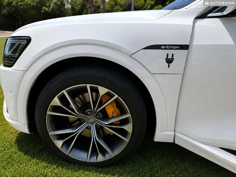 Audi Q8 e-tron 2nd hand, 2019, private