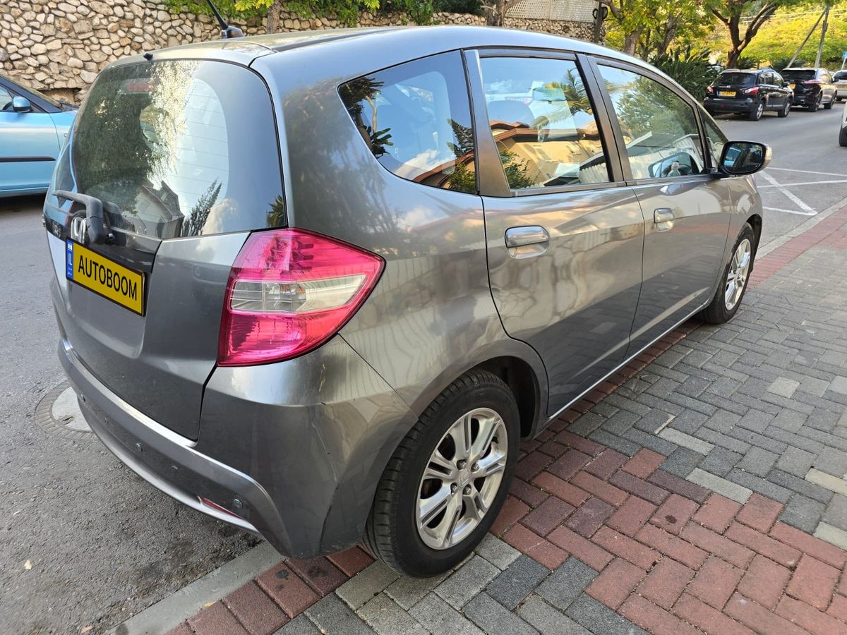 Honda Jazz с пробегом, 2011, частная рука