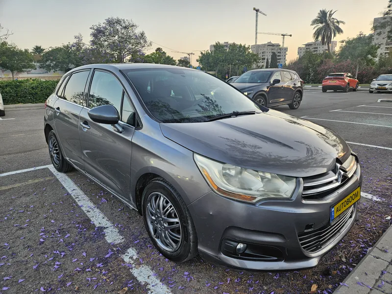 Citroen C4 с пробегом, 2011