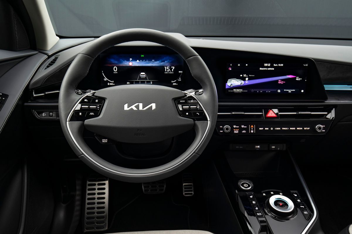 Kia Niro 2022. Dashboard. SUV 5-doors, 2 generation