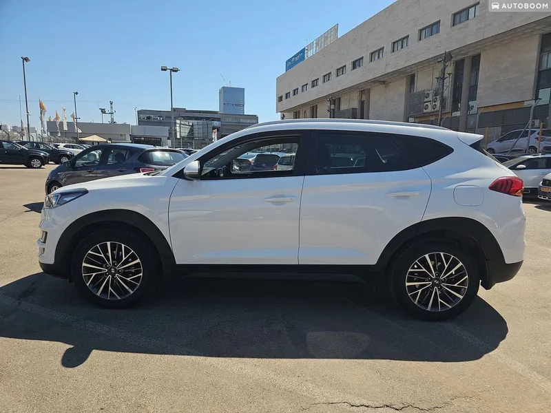 Hyundai Tucson 2nd hand, 2020, private