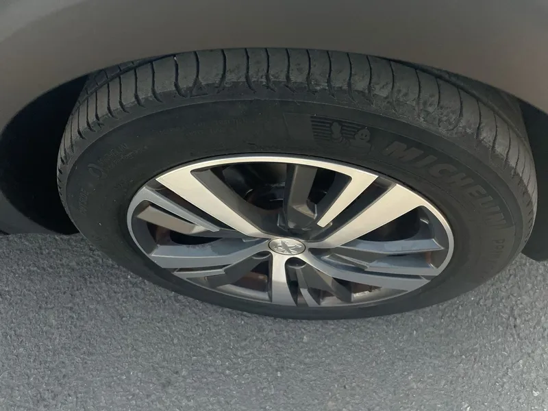 Peugeot 3008 2nd hand, 2021, private hand