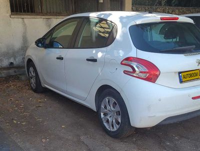 Peugeot 208 2ème main, 2013, main privée