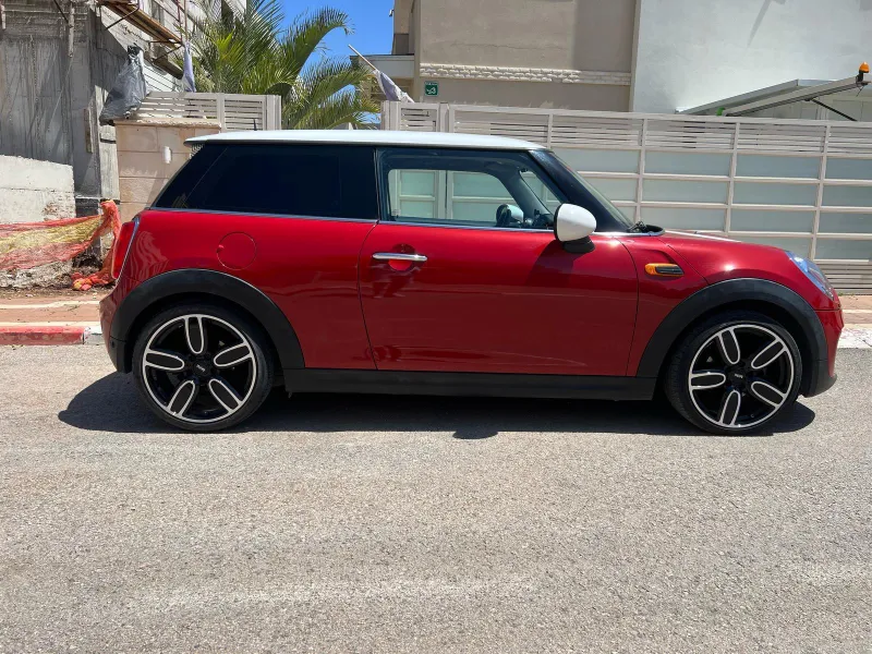 MINI Cooper 2nd hand, 2016, private hand