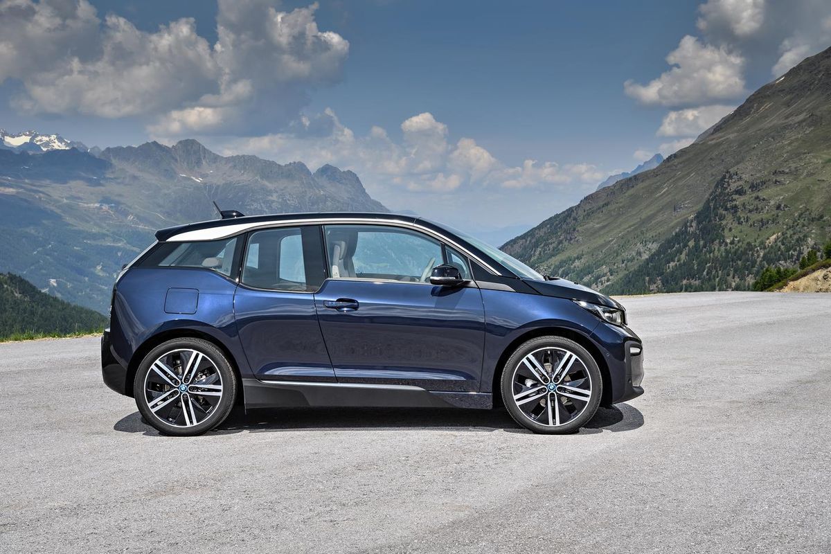 BMW i3 2017. Carrosserie, extérieur. Mini 5-portes, 1 génération, restyling