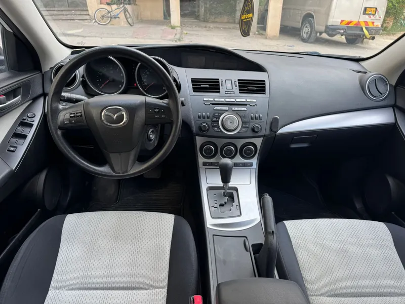 Mazda 3 2nd hand, 2011