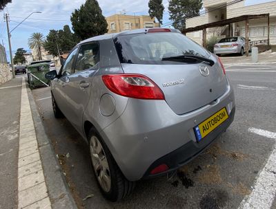Mazda 2 2nd hand, 2015, private hand