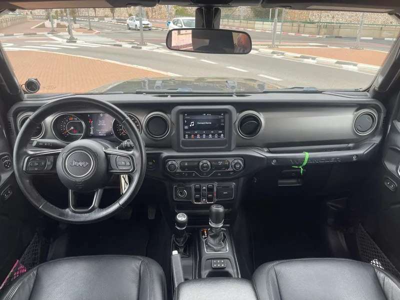 Jeep Wrangler 2nd hand, 2021, private hand
