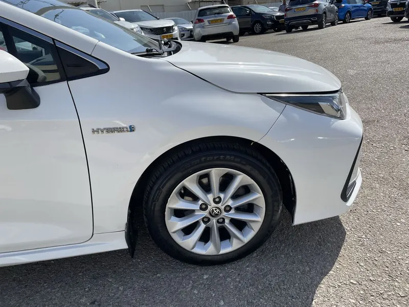 Toyota Corolla 2nd hand, 2021