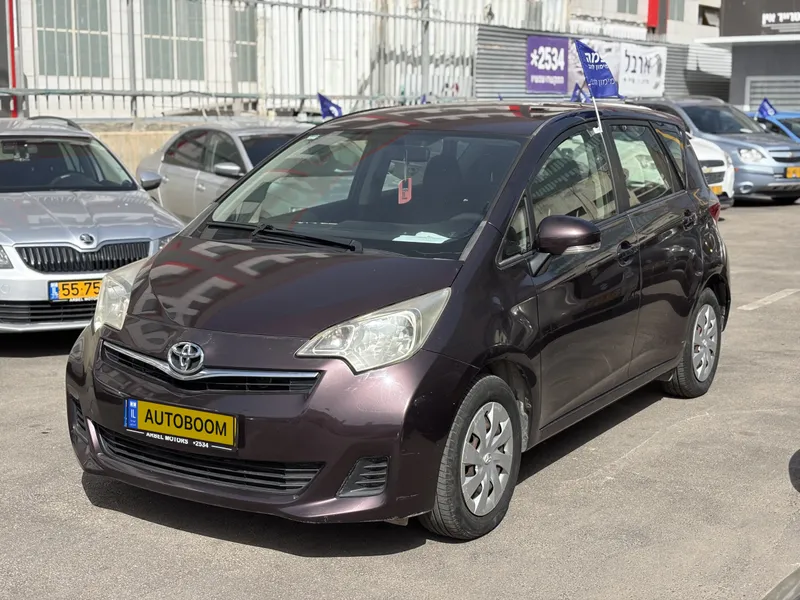 Toyota Space Verso с пробегом, 2011