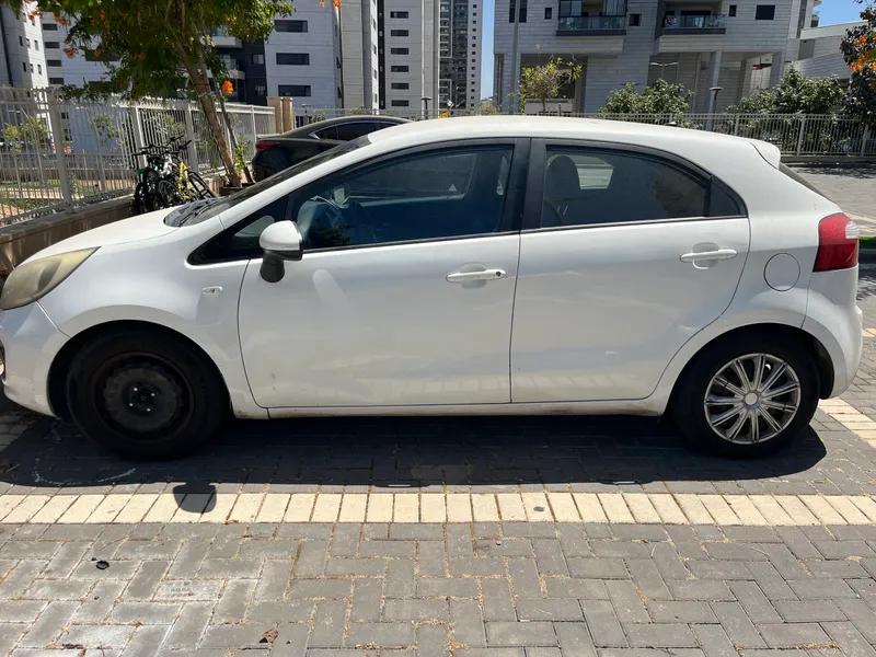 Kia Rio 2nd hand, 2012, private hand