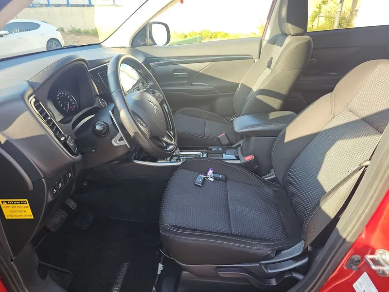 Mitsubishi Outlander 2nd hand, 2018, private hand