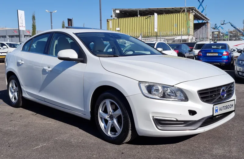 Volvo S60 2nd hand, 2015, private hand