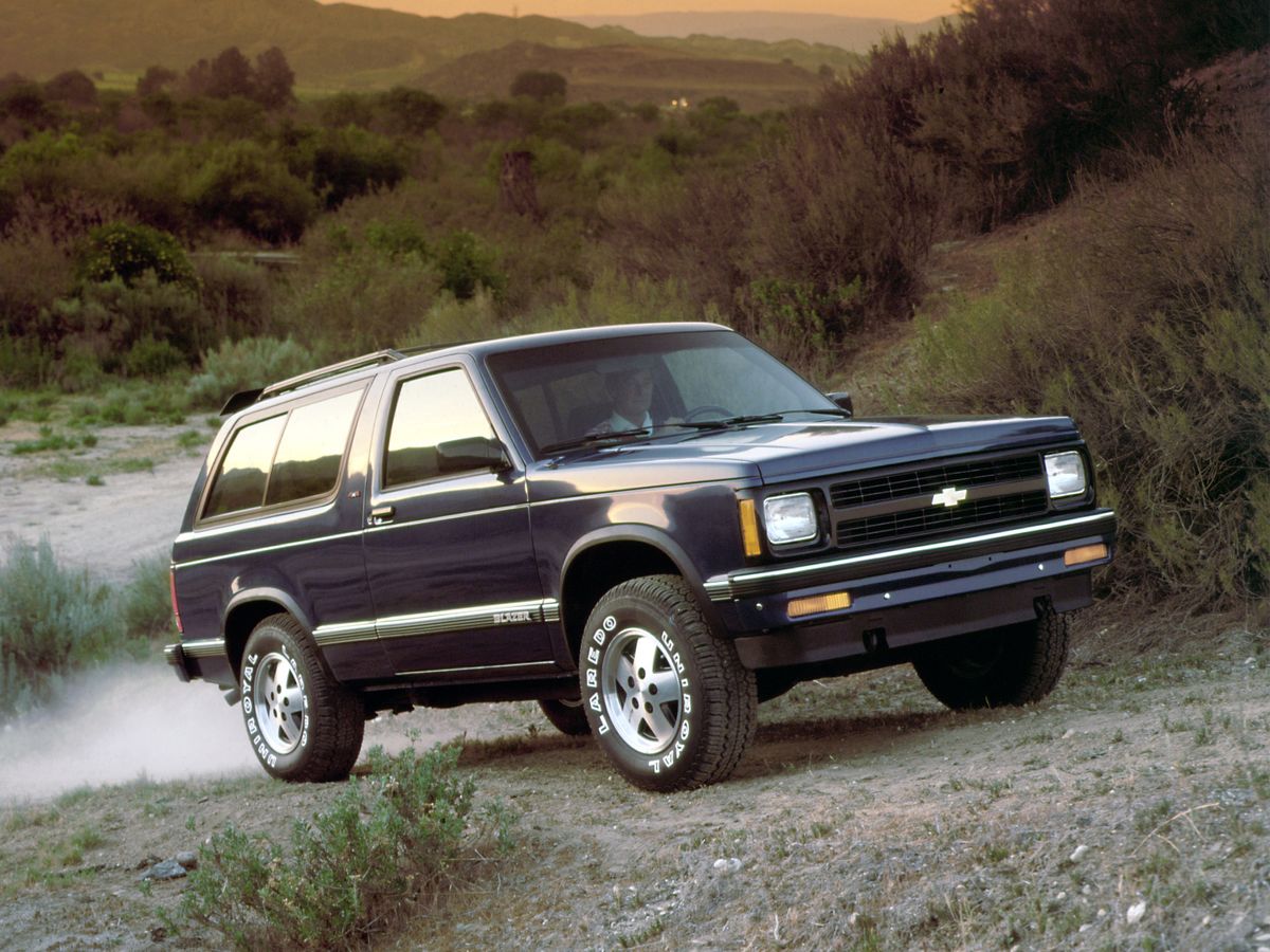 Chevrolet Blazer 1990. Carrosserie, extérieur. VUS 3-portes, 1 génération, restyling