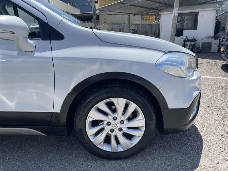 Suzuki Crossover с пробегом, 2019, частная рука