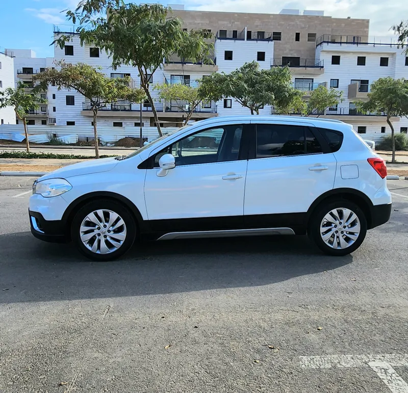 Suzuki Crossover с пробегом, 2021