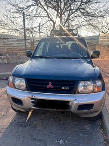 Mitsubishi Pajero, 2001, photo