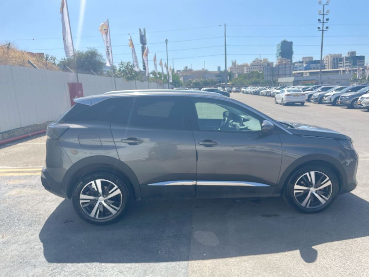 Peugeot 3008 2nd hand, 2021, private hand