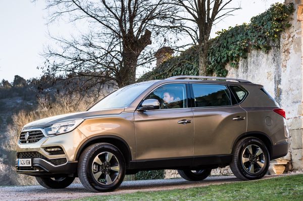 SsangYong Rexton 2017. Carrosserie, extérieur. VUS 5-portes, 2 génération