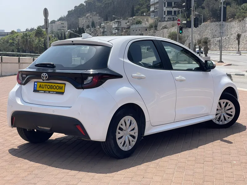 Toyota Yaris 2nd hand, 2023, private hand