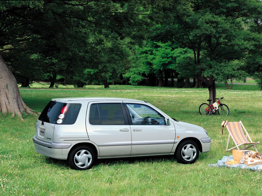 Toyota Raum 1997. Carrosserie, extérieur. Compact Van, 1 génération