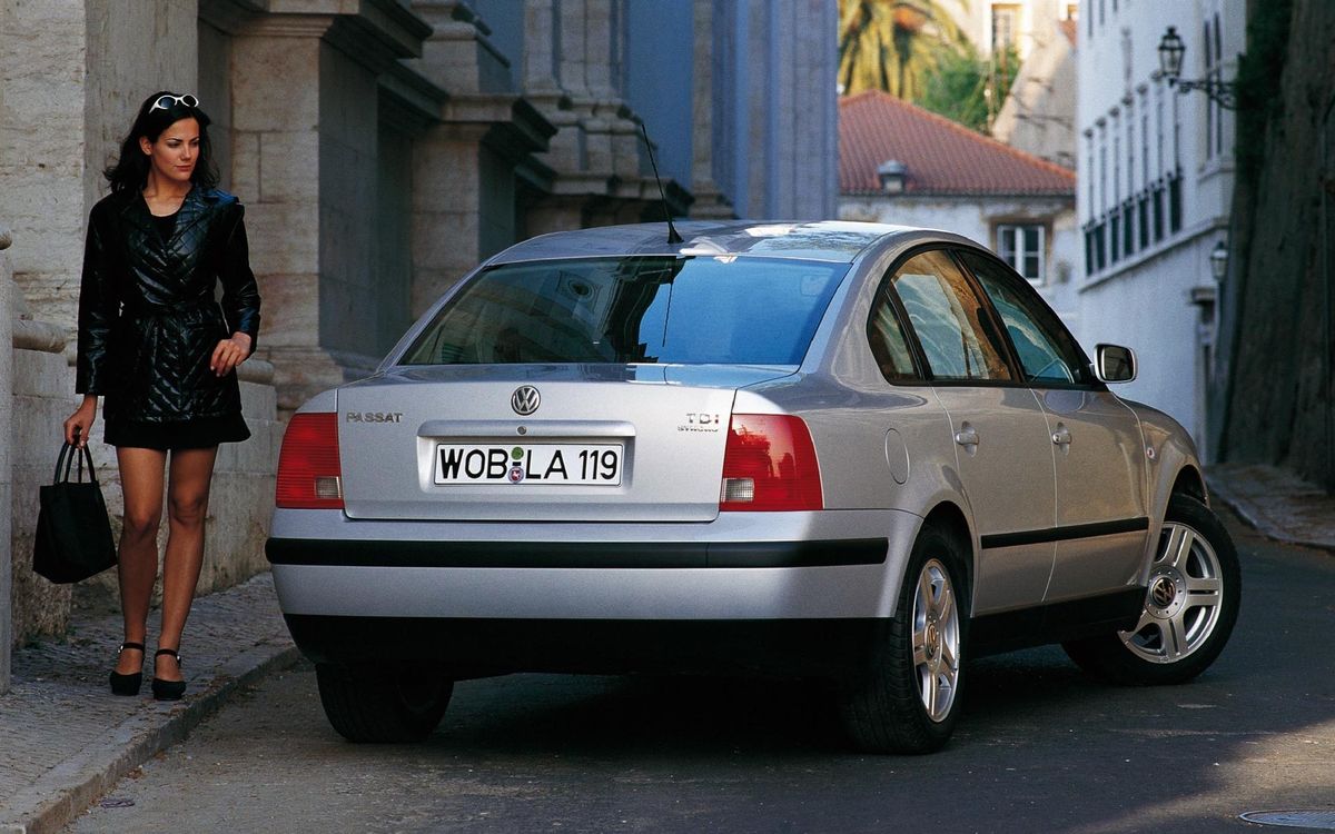 Volkswagen Passat 1996. Carrosserie, extérieur. Berline, 5 génération