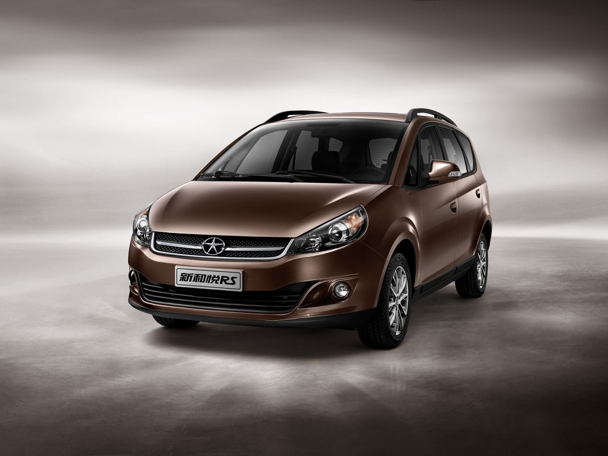 ג'עק J6 (Heyue RS) 2013. מרכב, צורה. קומפקט וואן, 1 דור