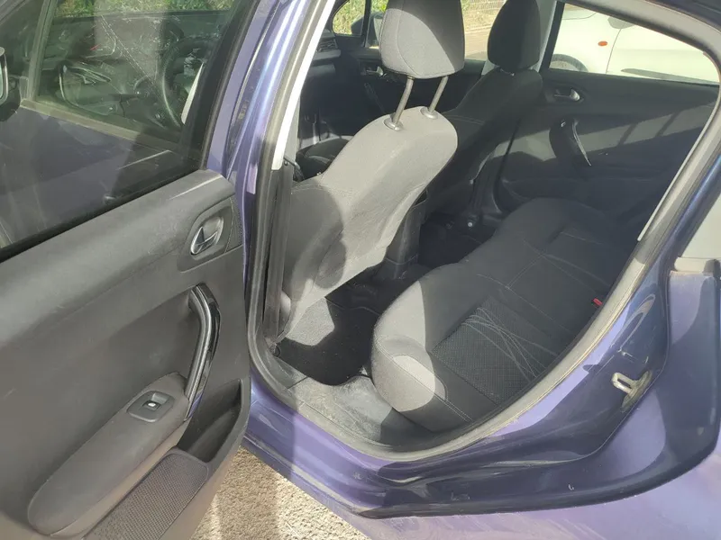 Peugeot 208 2nd hand, 2014, private hand