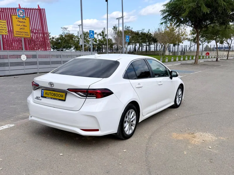 טויוטה קורולה יד 2 רכב, 2022