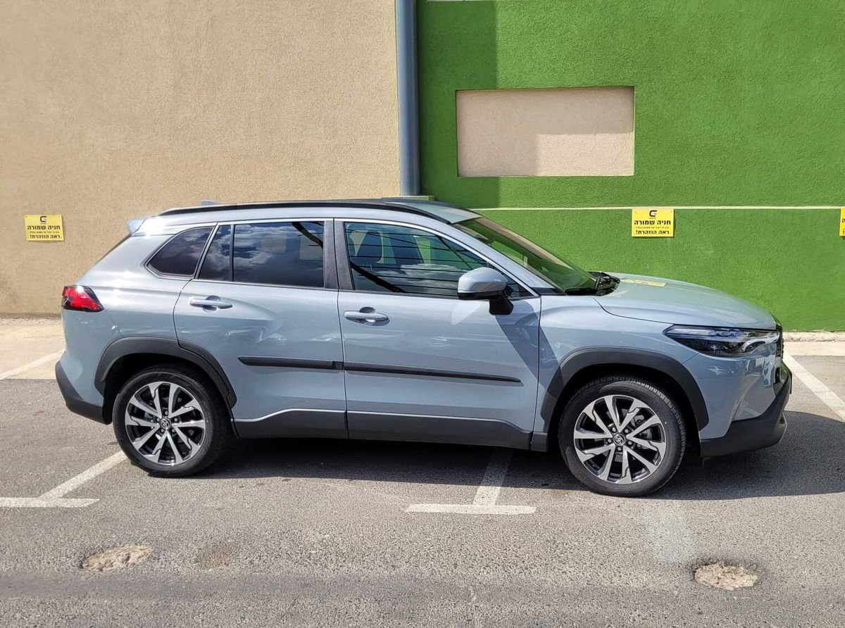 Toyota Corolla Cross 2ème main, 2024, privée