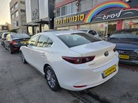 Mazda 3 2nd hand, 2022