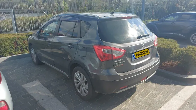 Suzuki Crossover с пробегом, 2018, частная рука