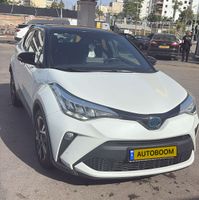 Toyota C-HR 2nd hand, 2022, private