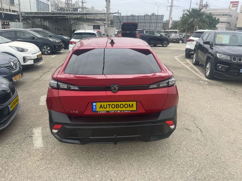 Peugeot 408 2nd hand, 2023, private