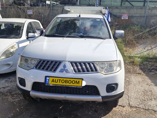 Mitsubishi L200, 2013, фото