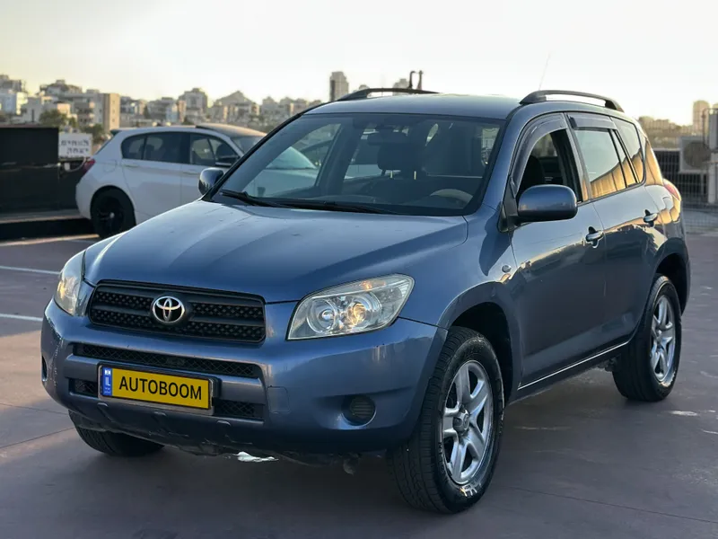 Toyota RAV4 с пробегом, 2008