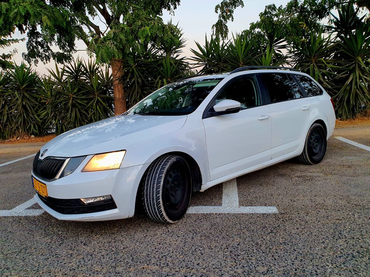 Skoda Octavia 2nd hand, 2018, private hand