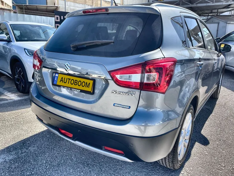 Suzuki Crossover SX4 2ème main, 2022, privée