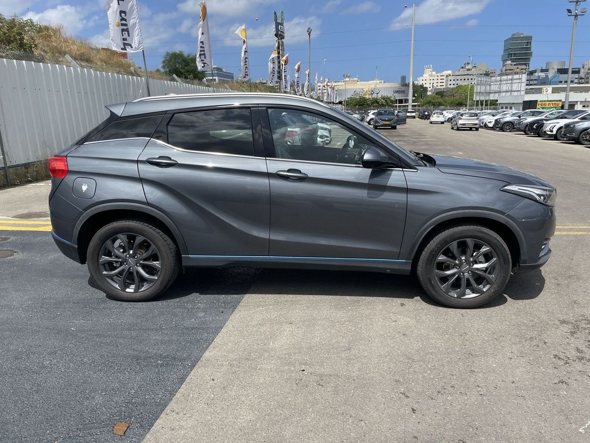 سيريس 3 EV مستعمل, 2024