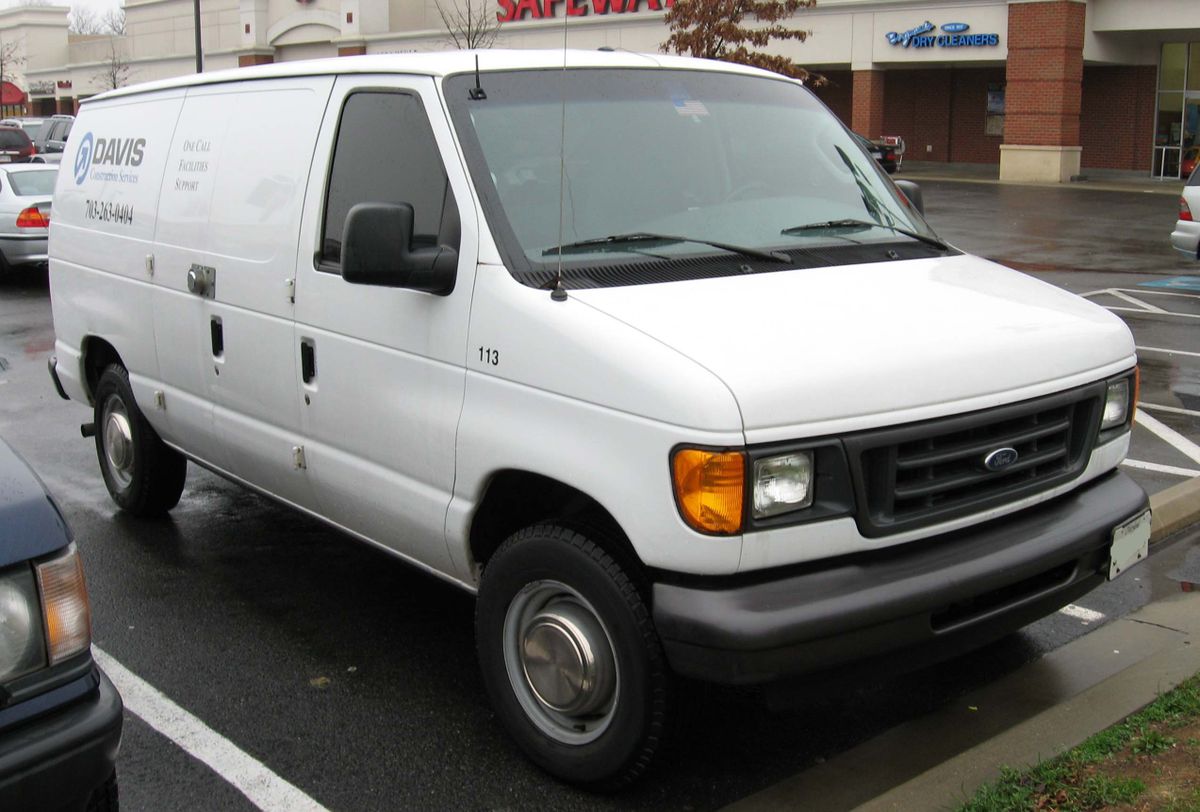 Ford Econoline 2003. Carrosserie, extérieur. Fourgonnette, 4 génération, restyling 2