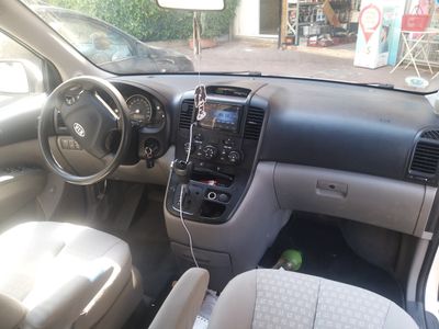 Kia Carnival с пробегом, 2011