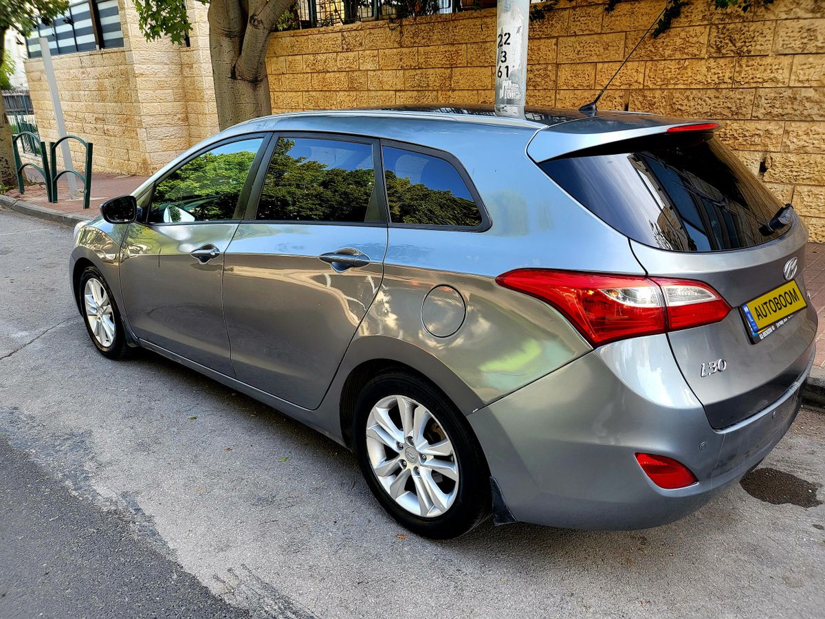 יונדאי i30 יד 2 רכב, 2015, פרטי