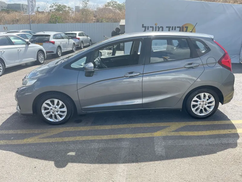 Honda Jazz 2nd hand, 2018, private hand