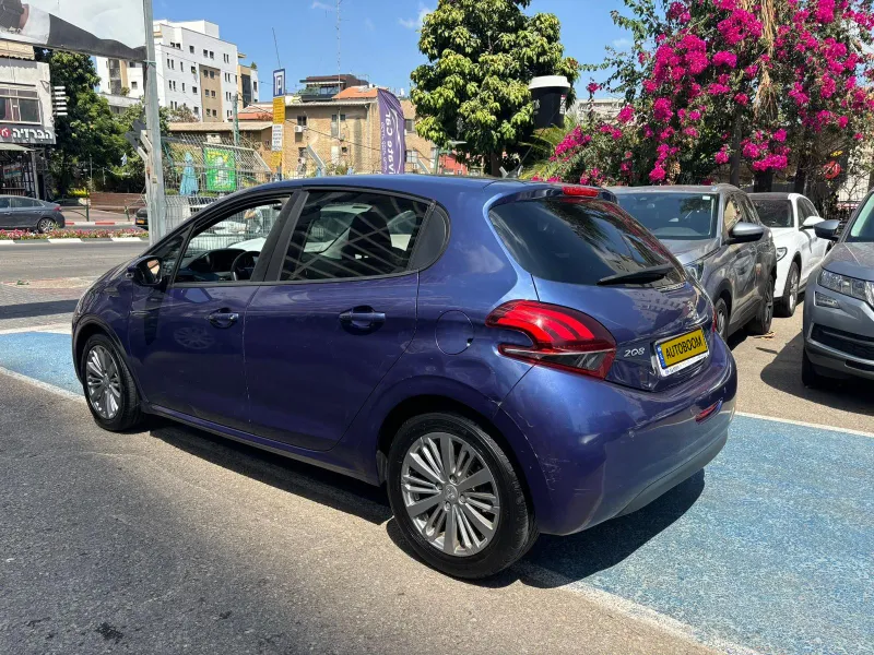 Peugeot 208 2ème main, 2017, main privée