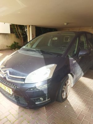 Citroen C4 Grand Picasso 2nd hand, 2011, private hand