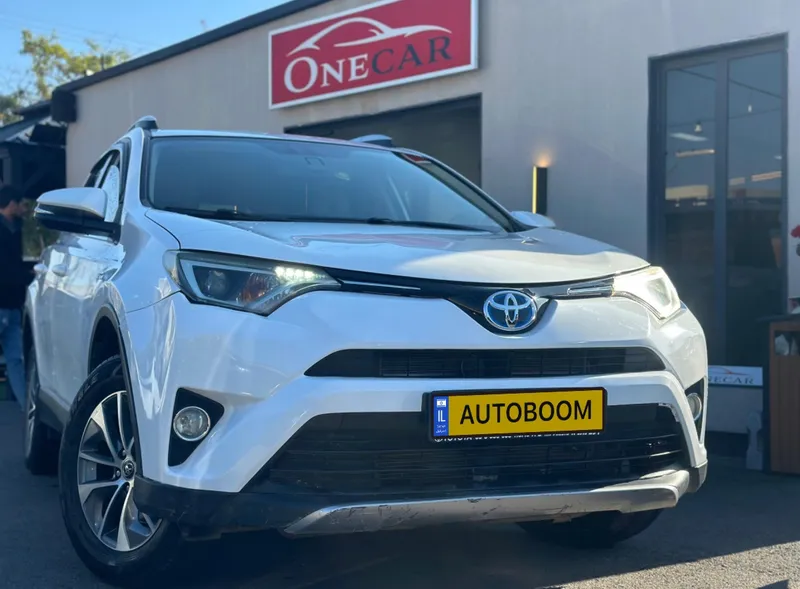 Toyota RAV4 2nd hand, 2017, private hand