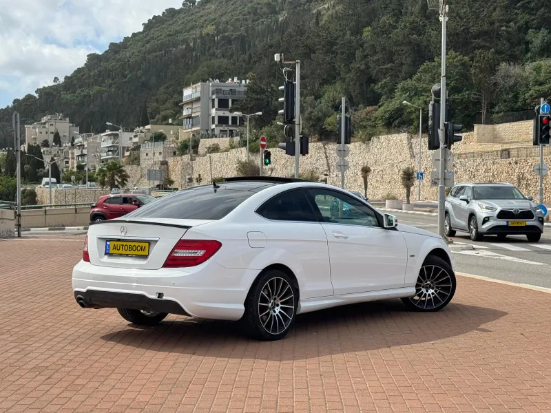 Mercedes C-Class 2ème main, 2014, privée